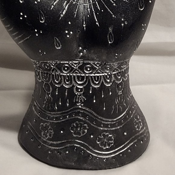 Dark Enchantment Hamsa Palmistry Hand - Picture 3 of 7